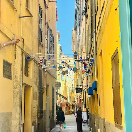 Centre Ville-vieille Ville-promenade Des Apartment *